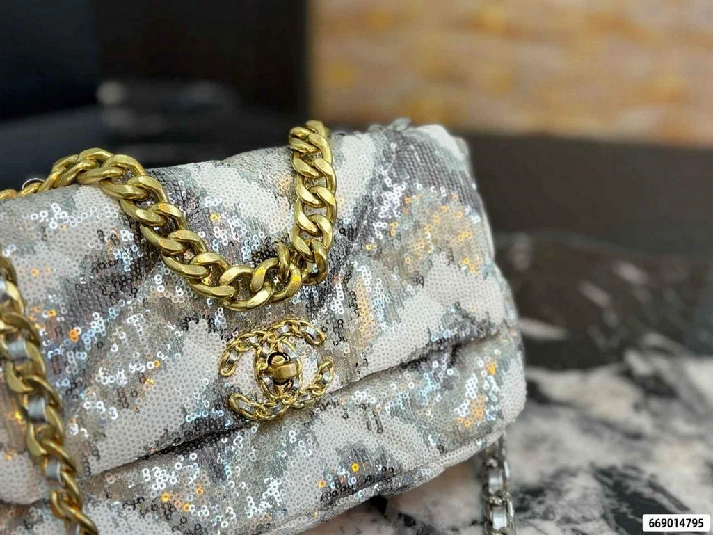 China Leather Material for Bags: A Compl-PU leather配图1